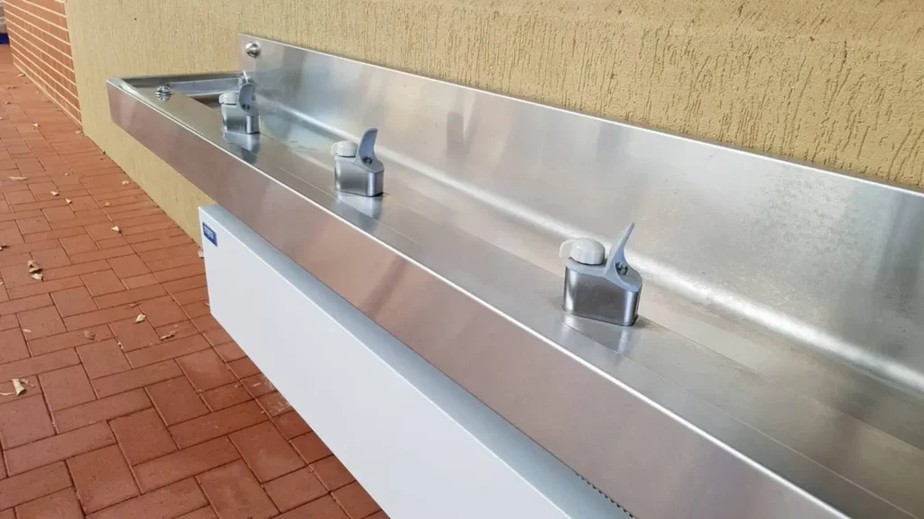 wollongong school plumbing maintenance